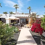 Puerto Chico W